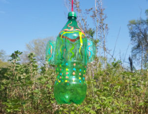 Coke bottle whirling diversion